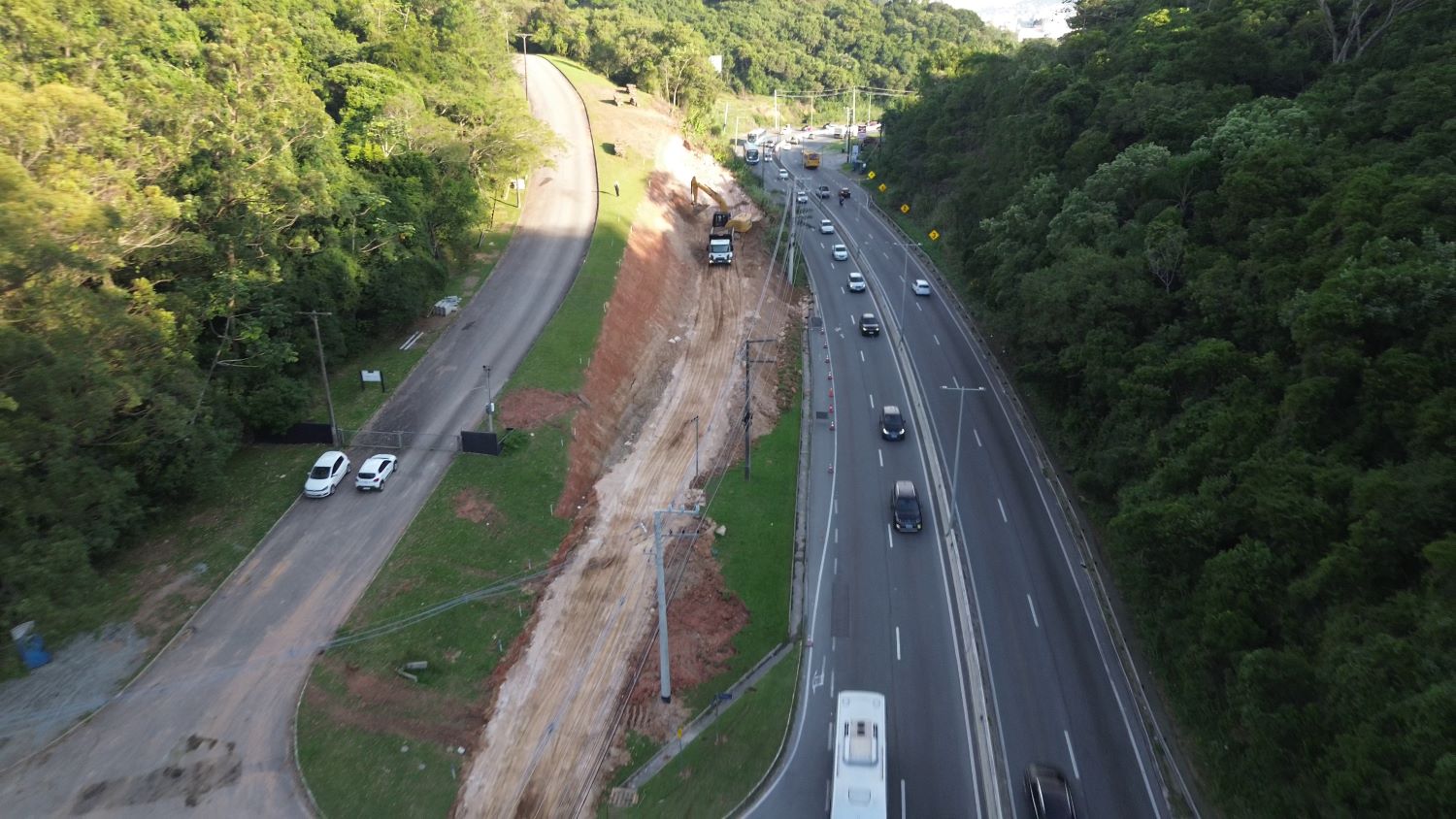 Como as melhorias da SC-401 impulsionam o mercado imobiliário no norte da Ilha