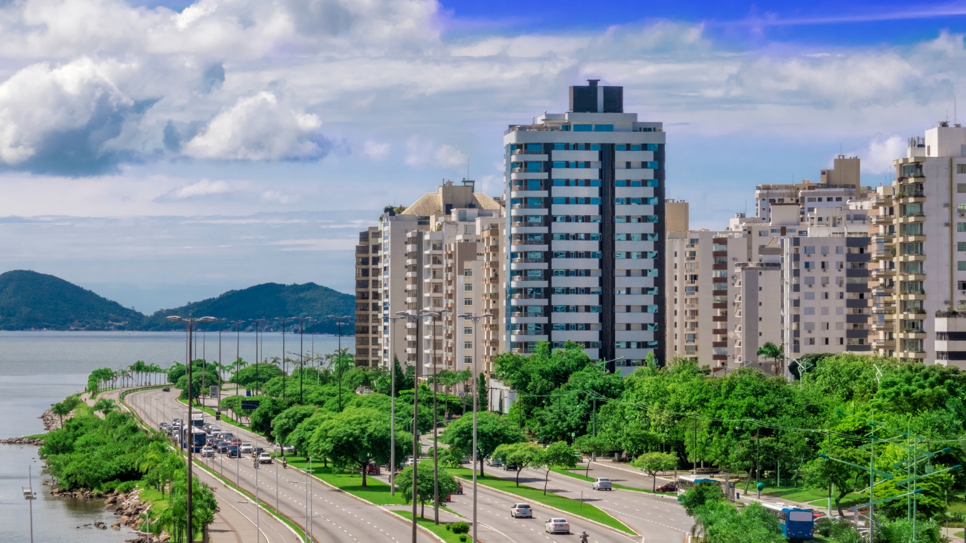 Por que investir em imóveis no cenário atual?